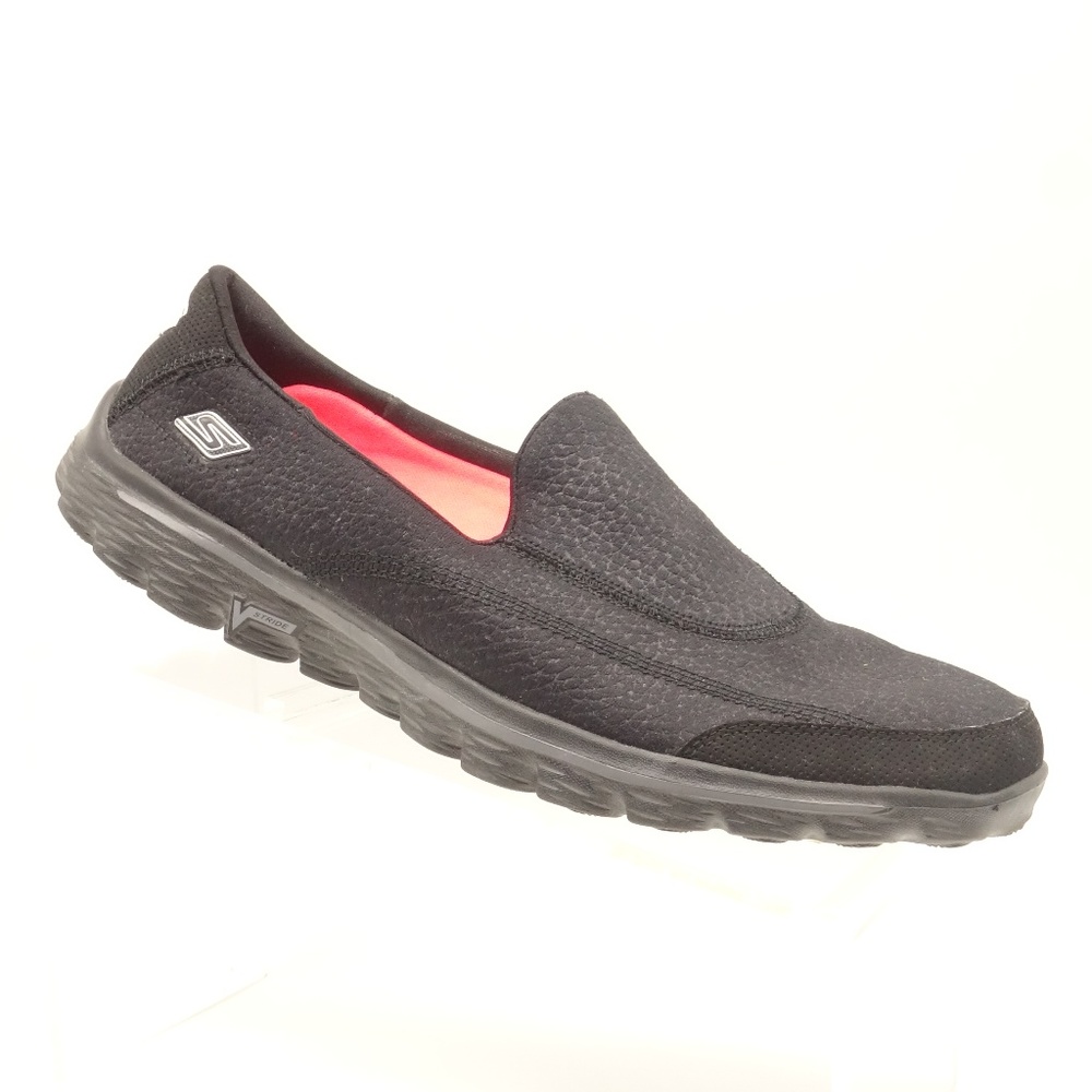 Skechers Go Walk Casual Sneakers Black Fabric Shoe - Picture 1 of 8